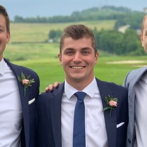 Meet your Posher, Connor